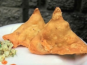 Vegetable & Chicken Samosa